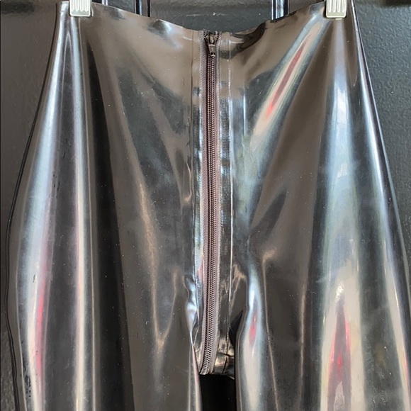 POLYMORPHE Latex leggings - Picture 4 of 12
